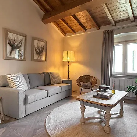 Casa Laurus Riparbella